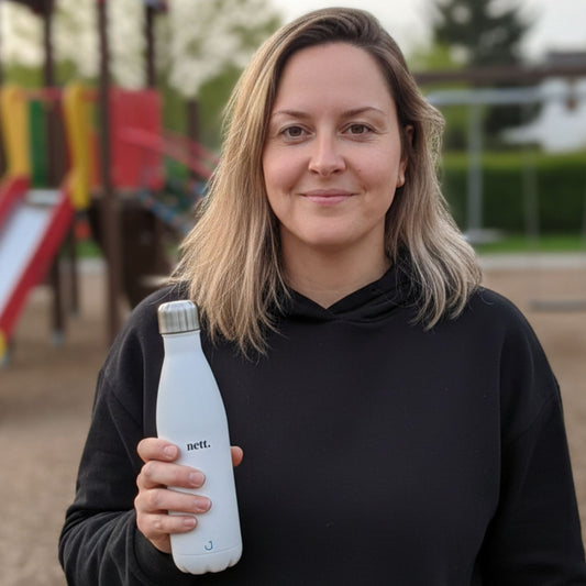 Thermo-Flasche "nett." – 500ml Edelstahl mit Statement