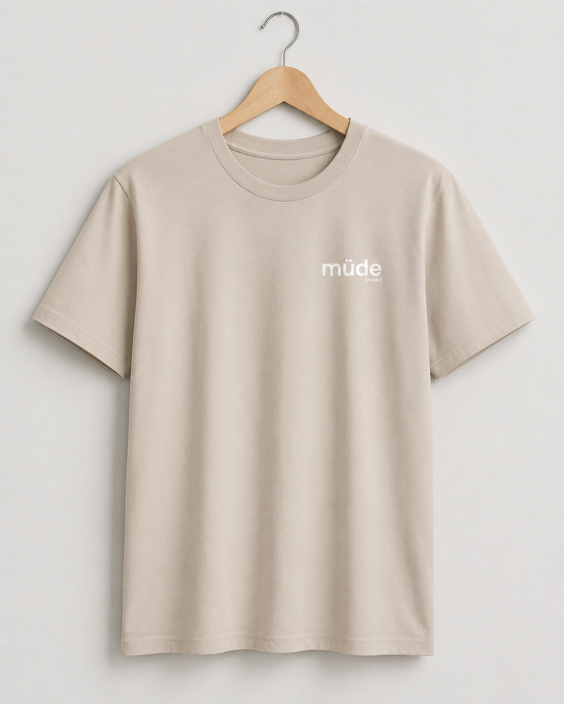 müde. – Bio T-Shirt mit ehrlichem Statement Desert Dust Joispulse Store Unisex-Shirts