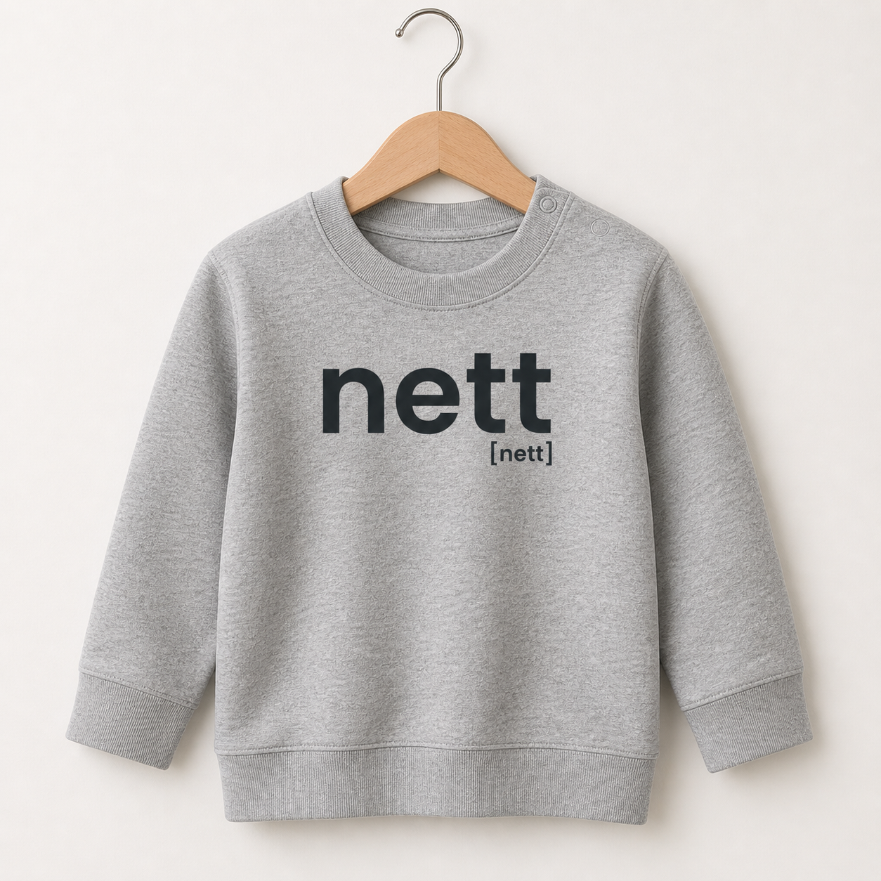 nett. – Bio Baby Sweatshirt mit Mini-Statement Heather Grey Joispulse Store Kids & Babys